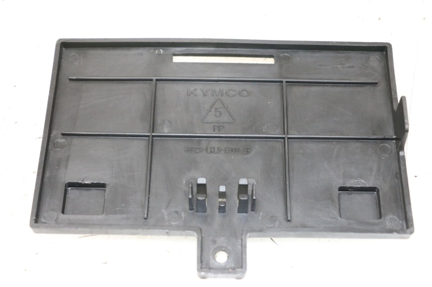 photo de CACHE BATTERIE KYMCO K-PW K-PIPE 50 (2012 - 2017)