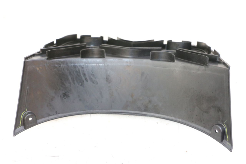 photo de CACHE BATTERIE KYMCO PEOPLE S 125 (2000 - 2008) - Zoom état d’usage