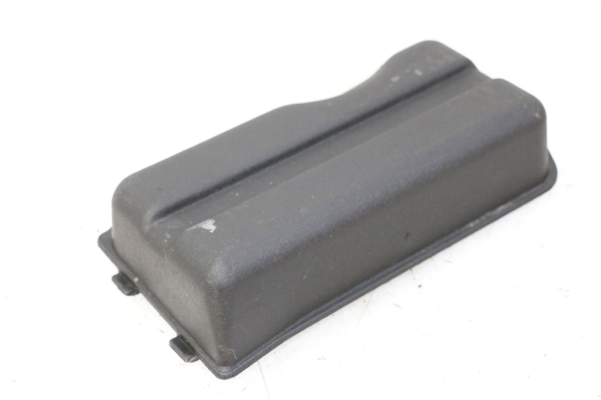 photo de CACHE BATTERIE PIAGGIO LXV 4T 50 (2009 - 2013)