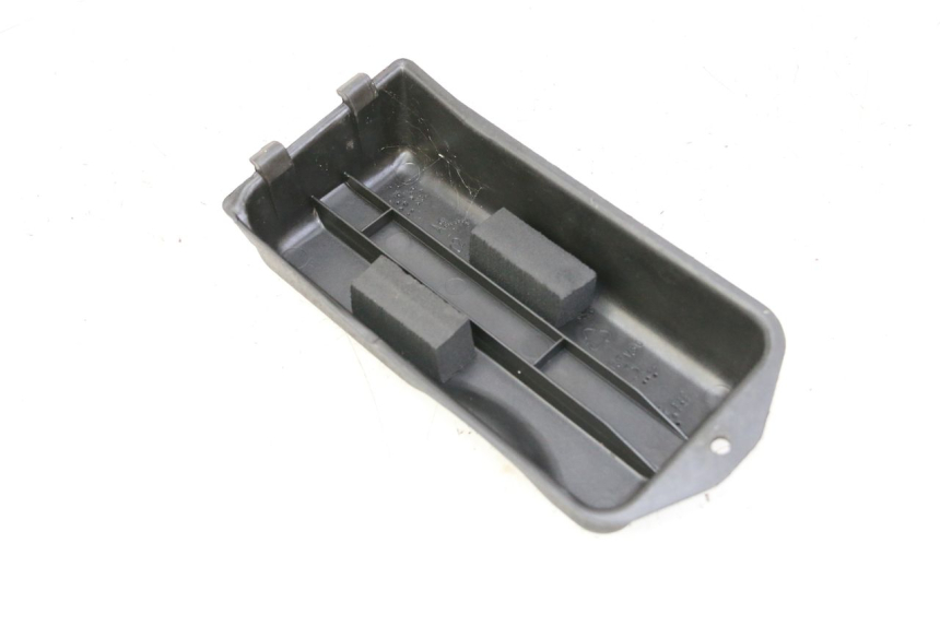 photo de CACHE BATTERIE PIAGGIO LXV 4T 50 (2009 - 2013)