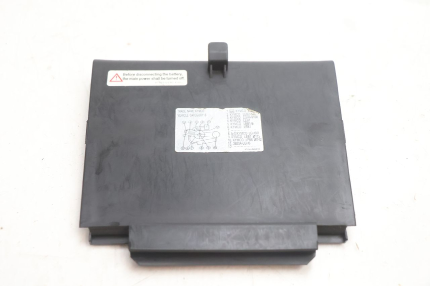 photo de CACHE BATTERIE KYMCO MOVIE S 125 (2009 - 2018) - Zoom état d’usage