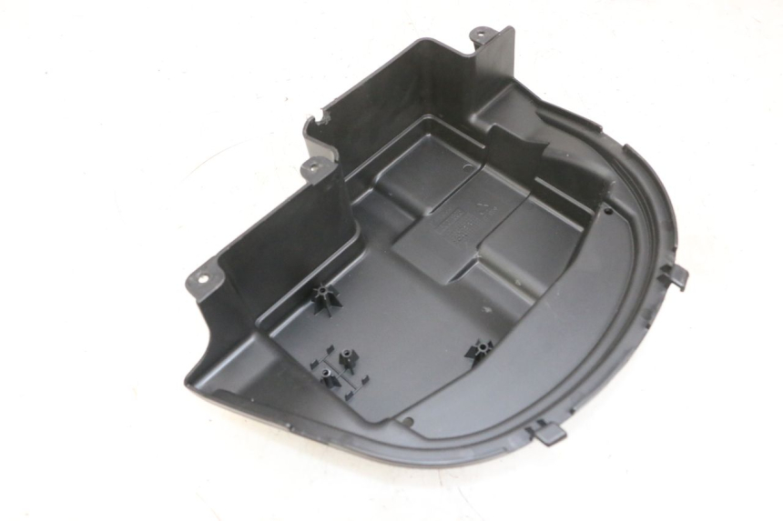 photo de CACHE BATTERIE PIAGGIO MP3 500 (2016 - 2018) - Détail de la pièce