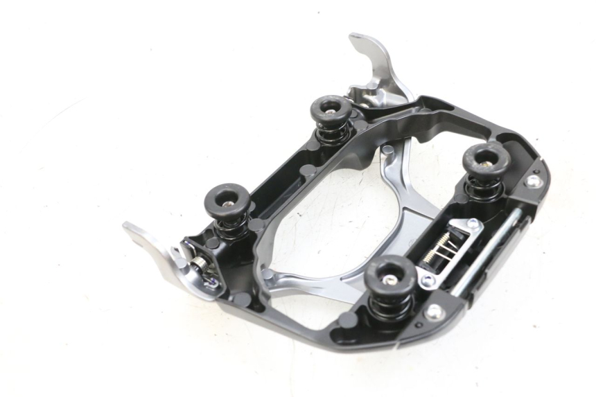 photo de CACHE BATTERIE YAMAHA NEO'S CORE 1 (2022 - 2026) - Zoom état d’usage