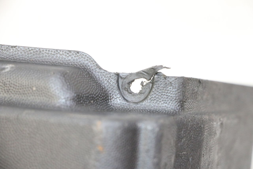 photo de CACHE BATTERIE PIAGGIO NEW TYPHOON 50 (2010 - 2017)