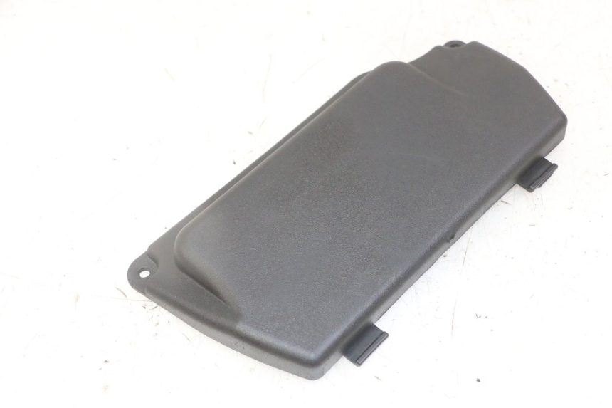 photo de CACHE BATTERIE PIAGGIO NRG POWER PUREJET 50 (2018 - 2021)