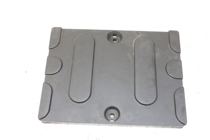 photo de CACHE BATTERIE PEUGEOT VIVACITY 125 (2010 - 2017)