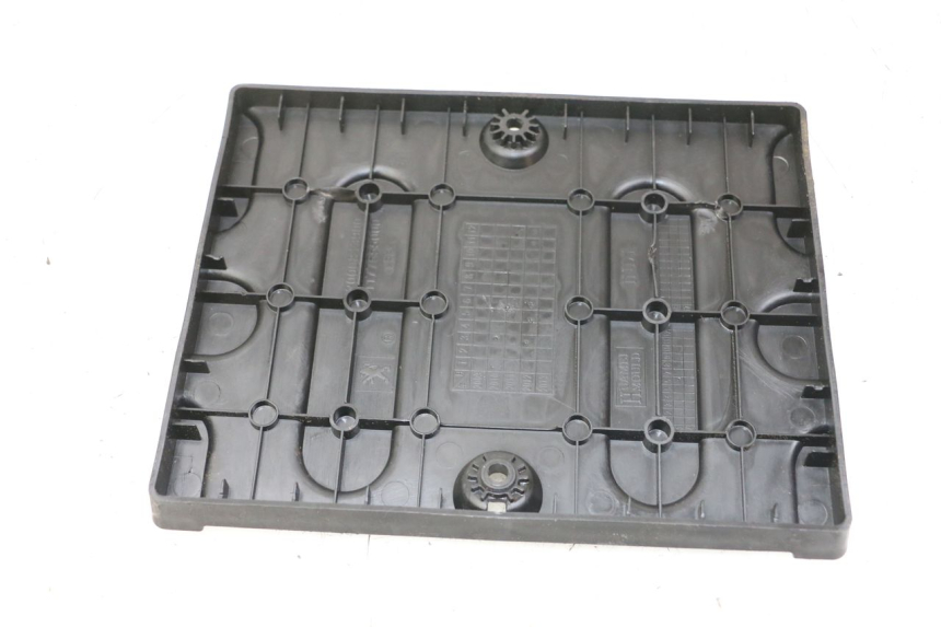 photo de CACHE BATTERIE PEUGEOT VIVACITY 125 (2010 - 2017)