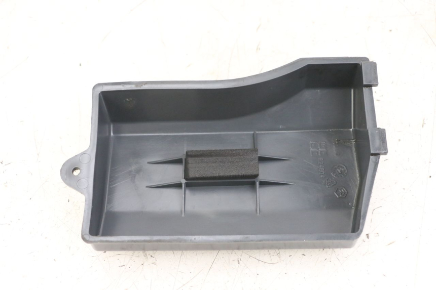 photo de CACHE BATTERIE PIAGGIO LIBERTY 125 (2009 - 2013)