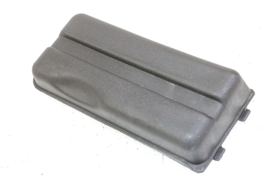 photo de CACHE BATTERIE PIAGGIO VESPA LX 150 (2005 - 2013)