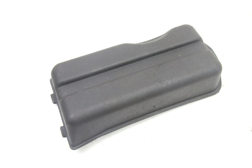 photo de CACHE BATTERIE PIAGGIO VESPA S 2T 50 (2007 - 2014)