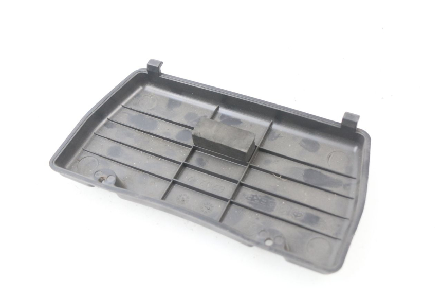 photo de CACHE BATTERIE PIAGGIO XEVO - X EVO 125 (2007 - 2016)