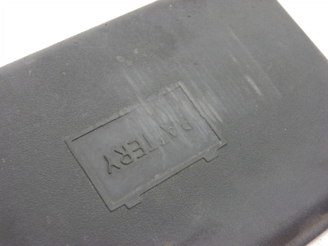 photo de CACHE BATTERIE PIAGGIO ZIP 2T 50 (2009 - 2019)