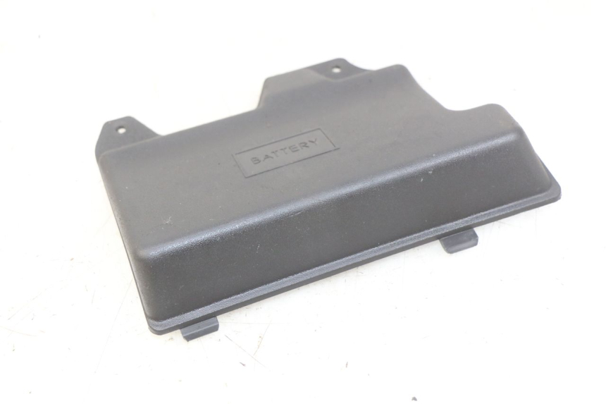 photo de CACHE BATTERIE PIAGGIO ZIP 4T 50 (2018 - 2020)