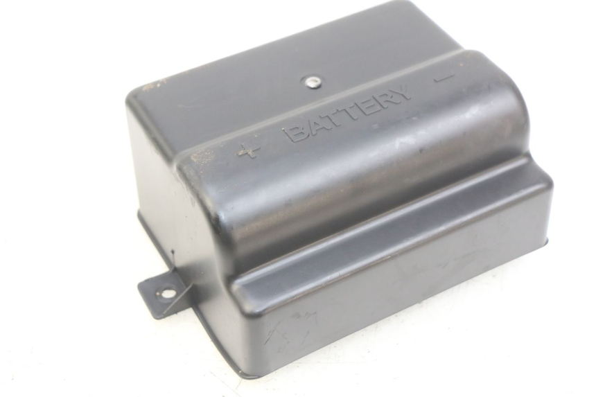 photo de CACHE BATTERIE DAELIM S3 125 (2010 - 2017)