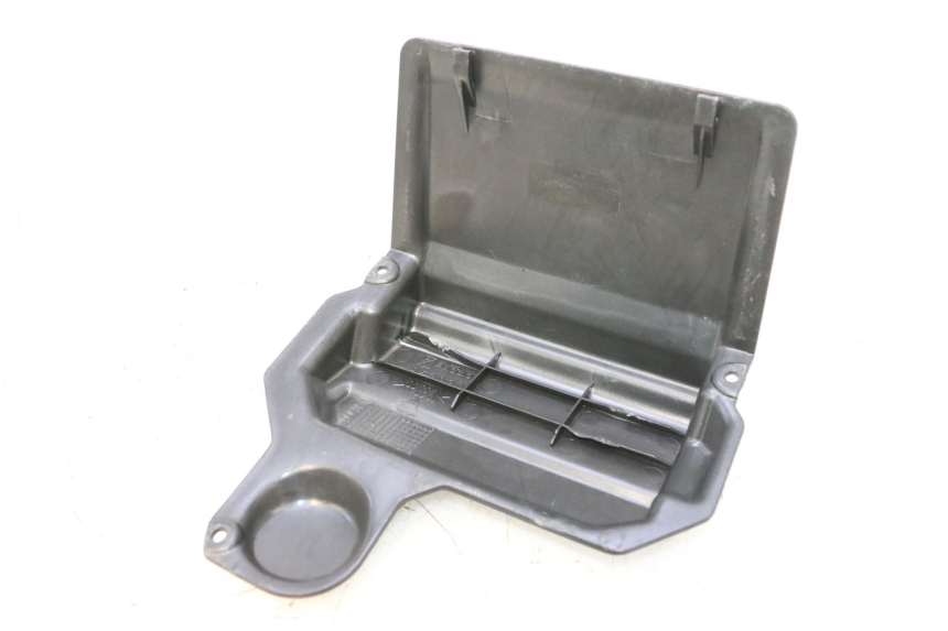 photo de CACHE BATTERIE APRILIA SR MOTARD 50 (2012 - 2018) - Autre angle de vue