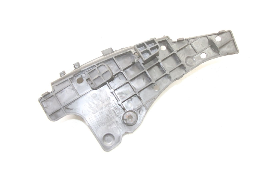 photo de CACHE BATTERIE SUZUKI BURGMAN 125 (2015 - 2017)