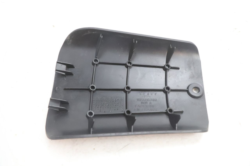 photo de CACHE BATTERIE PEUGEOT TKR TREKKER FURIOUS 50 (2005 - 2014) - Zoom état d’usage