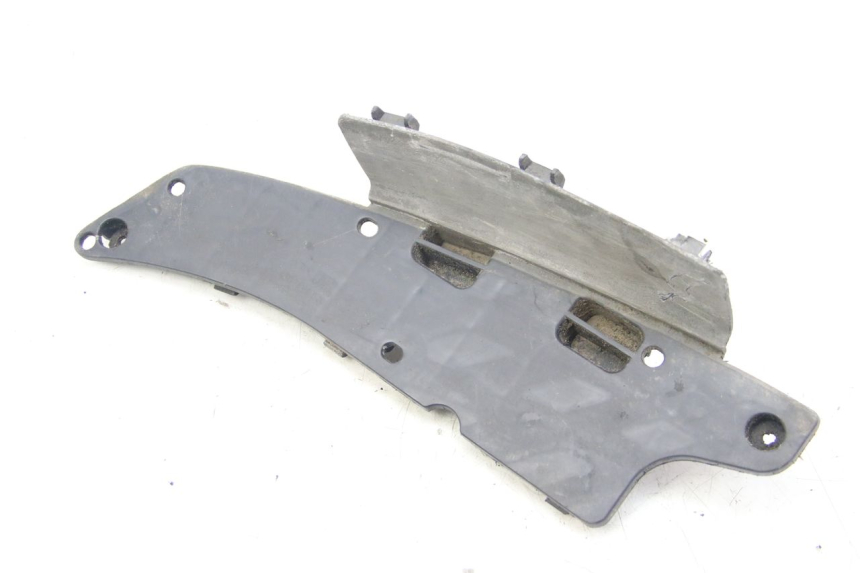 photo de CACHE BATTERIE SUZUKI UH BURGMAN 125 (2002 - 2006)