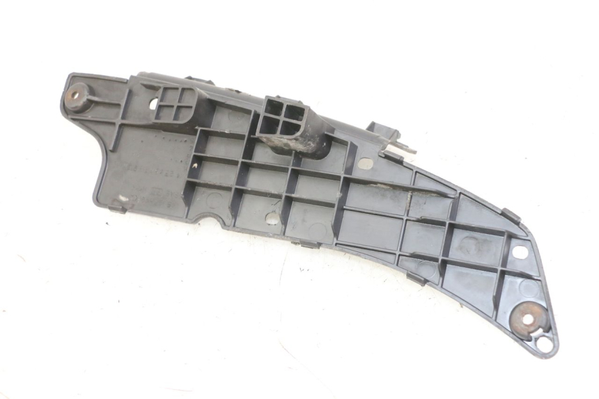 photo de CACHE BATTERIE SUZUKI UH BURGMAN 125 (2002 - 2006)