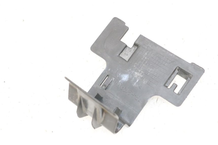 photo de CACHE BATTERIE YAMAHA X-MAX XMAX 125 (2010 - 2013) - Détail de la pièce