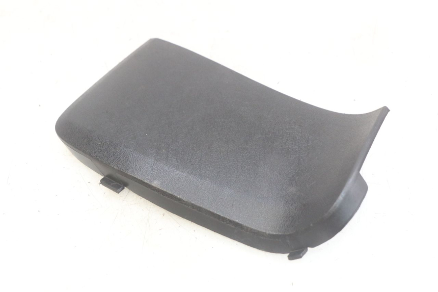 photo de CACHE BATTERIE YAMAHA XMAX X-MAX 125 (2006 - 2009)