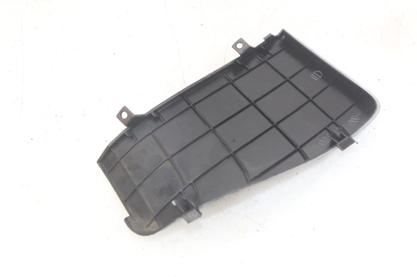 photo de CACHE BATTERIE YAMAHA XMAX X-MAX 125 (2006 - 2009)