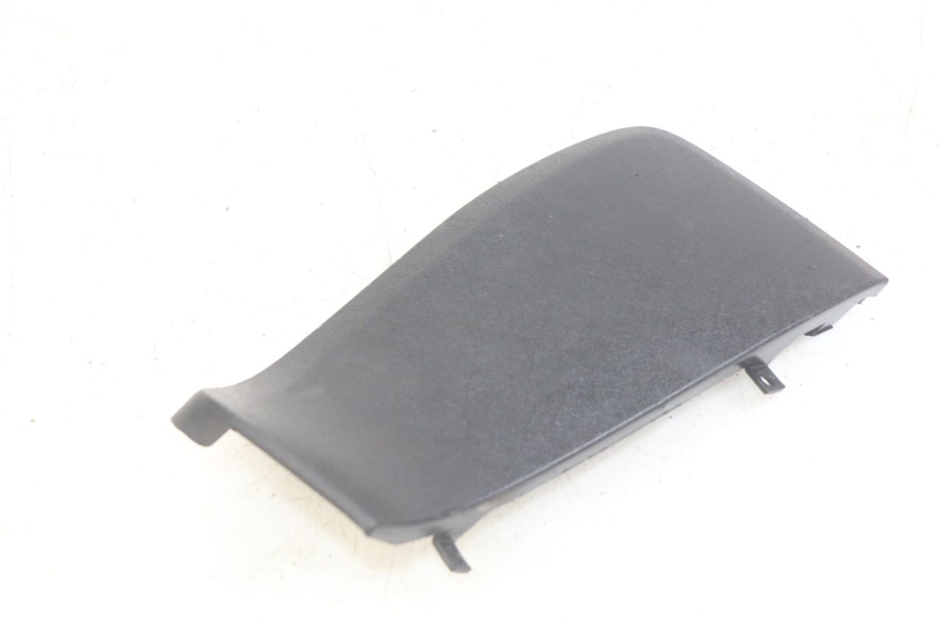 photo de CACHE BATTERIE YAMAHA XMAX X-MAX 125 (2006 - 2009)