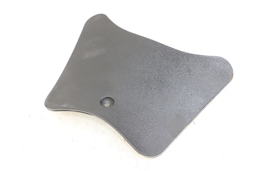 photo de CACHE BATTERIE YAMAHA YP MAJESTY 125 (2002 - 2006)