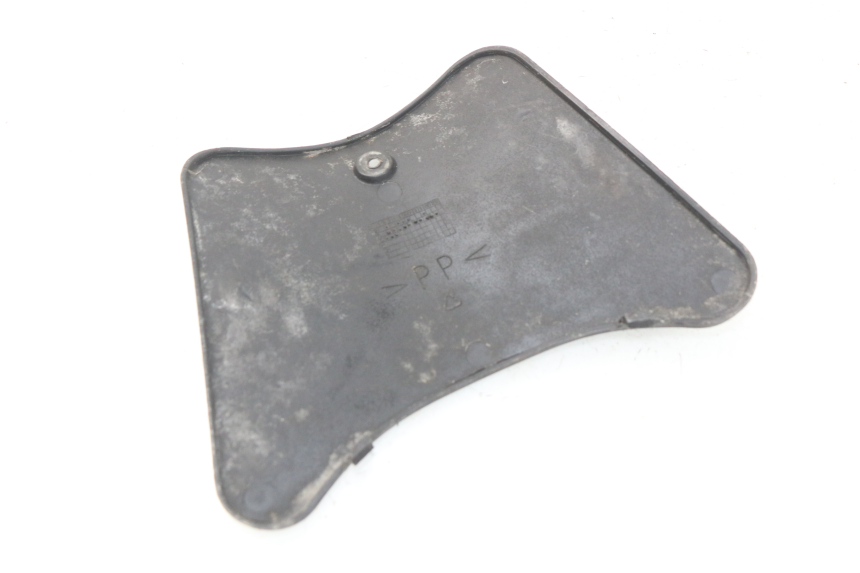 photo de CACHE BATTERIE YAMAHA YP MAJESTY 125 (1998 - 2001) - Détail de la pièce
