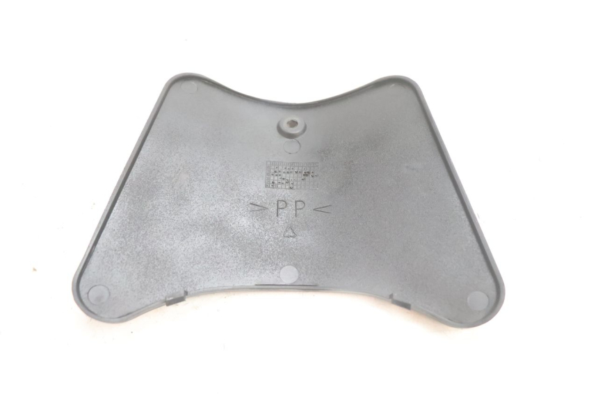 photo de CACHE BATTERIE YAMAHA YP MAJESTY 125 (2002 - 2006) - Autre angle de vue