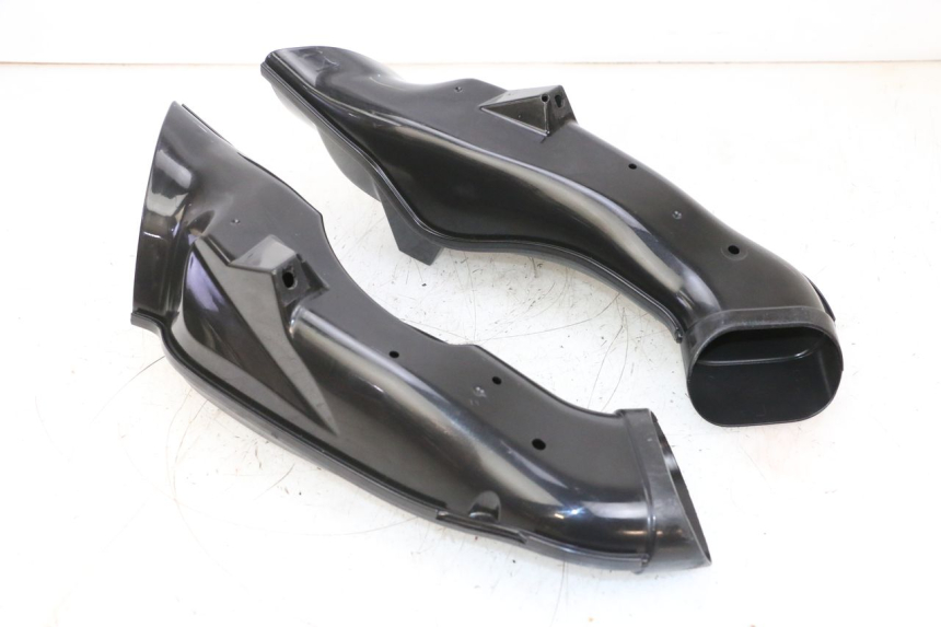 photo de CACHE BOITE AIR SUZUKI GSXR GSX-R 1000 (2003 - 2004) - Détail de la pièce