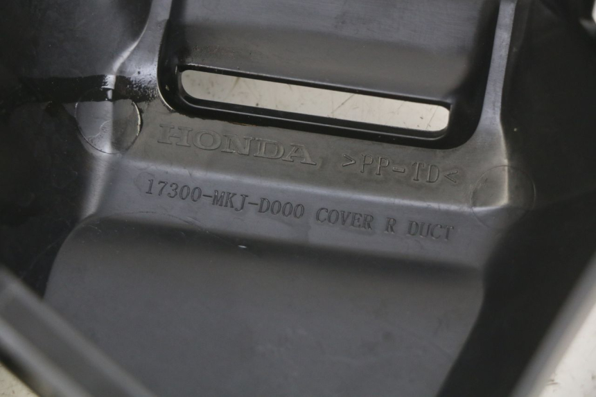 photo de CACHE BOITE AIR HONDA CB R 1000 (2018 - 2023)