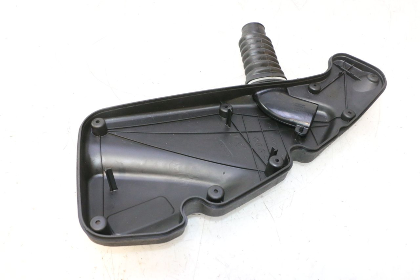 photo de CACHE BOITE AIR PIAGGIO LIBERTY IGET 4T 50 (2021 - 2025) - Gros plan technique