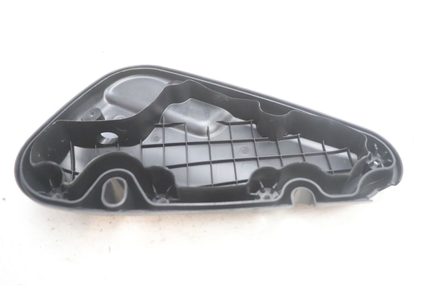 photo de CACHE BOITE AIR PIAGGIO LIBERTY 50 (1998 - 2003) - Vue d’ensemble
