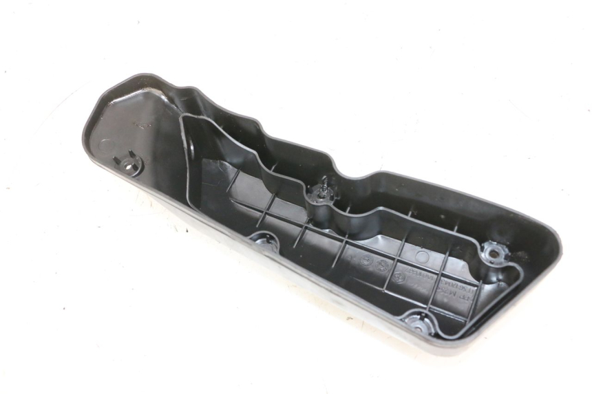 photo de CACHE BOITE AIR PIAGGIO NEW TYPHOON 50 (2018 - 2021) - Détail de la pièce