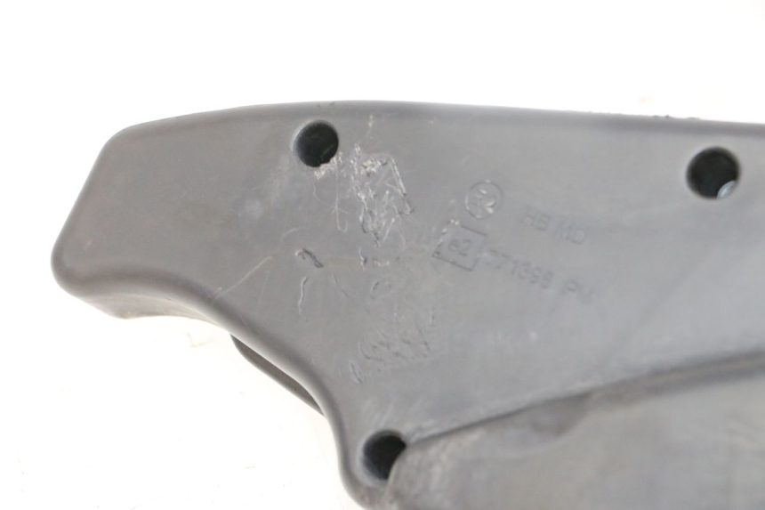 photo de CACHE BOITE AIR PEUGEOT SATELIS 125 (2013 - 2018)