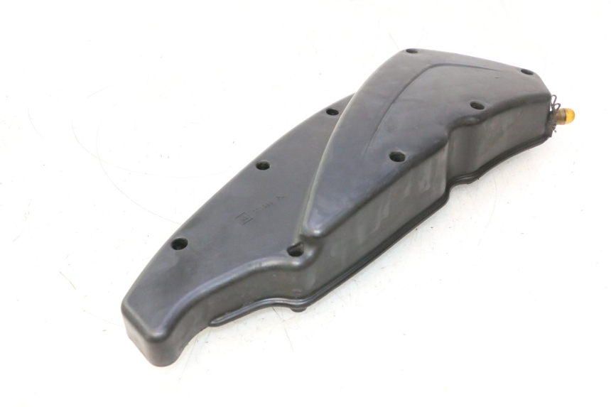 photo de CACHE BOITE AIR PEUGEOT SATELIS 125 (2006 - 2009) - Détail de la pièce