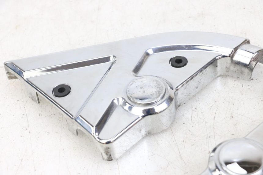 photo de Side frame cover HYOSUNG GV AQUILA 125 (2000 - 2004) - Pièce contrôlée