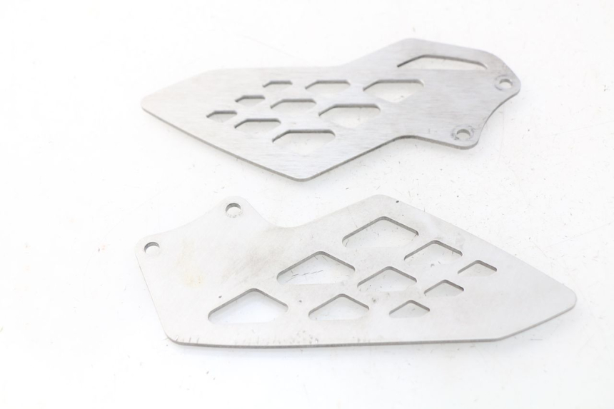 photo de CACHE CHASSIS LATERAL BMW S RR ABS S1000RR 1000 (2009 - 2011)