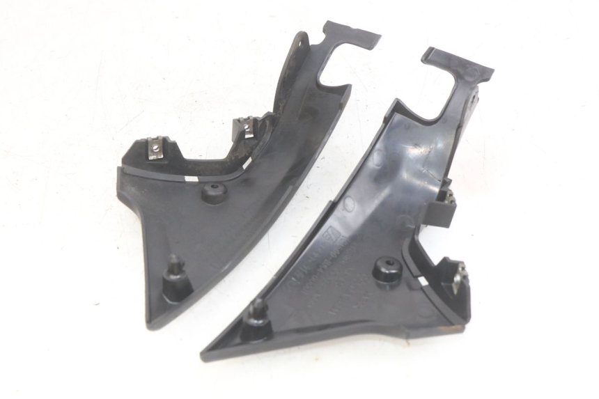 photo de CACHE CHASSIS LATERAL DAELIM VJ ROADWIN FI 125 (2008 - 2017)