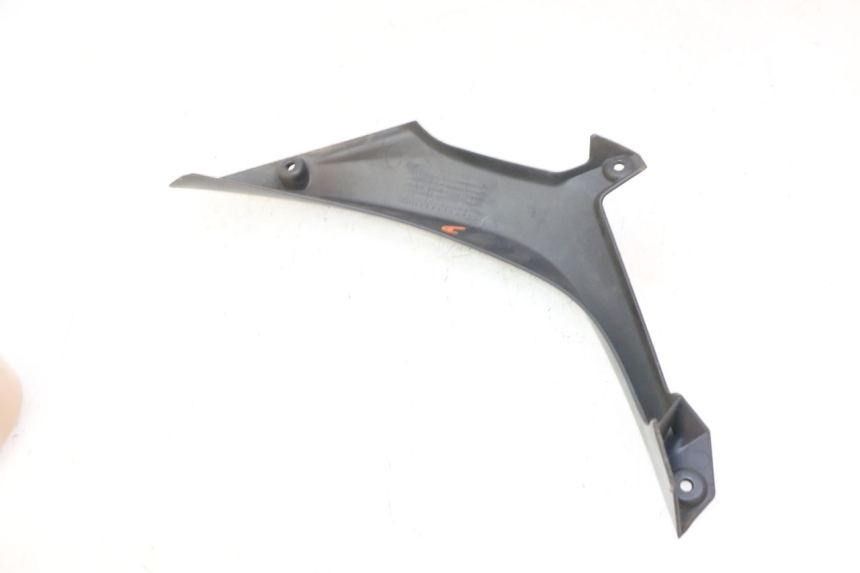 photo de CACHE CHASSIS LATERAL DROIT QUADRO 4 4D 350 (2015 - 2018)