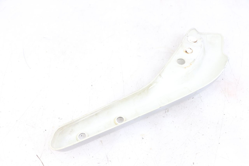 photo de CACHE CHASSIS LATERAL DROIT APRILIA CLASSIC 125 (1995 - 2001)
