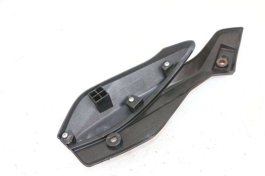 photo de CACHE CHASSIS LATERAL DROIT KSR CODE 125 (2018 - 2020) - Détail de la pièce