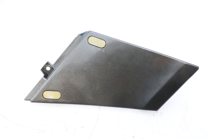 photo de CACHE CHASSIS LATERAL DROIT KAWASAKI GPX F ZX750F 750 (1986 - 1990) - Vue principale