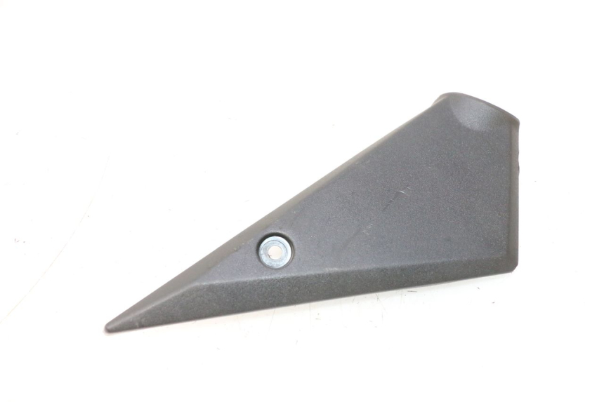 photo de CACHE CHASSIS LATERAL DROIT SUZUKI GSF N BANDIT 1200 (2001 - 2005) - Vue principale