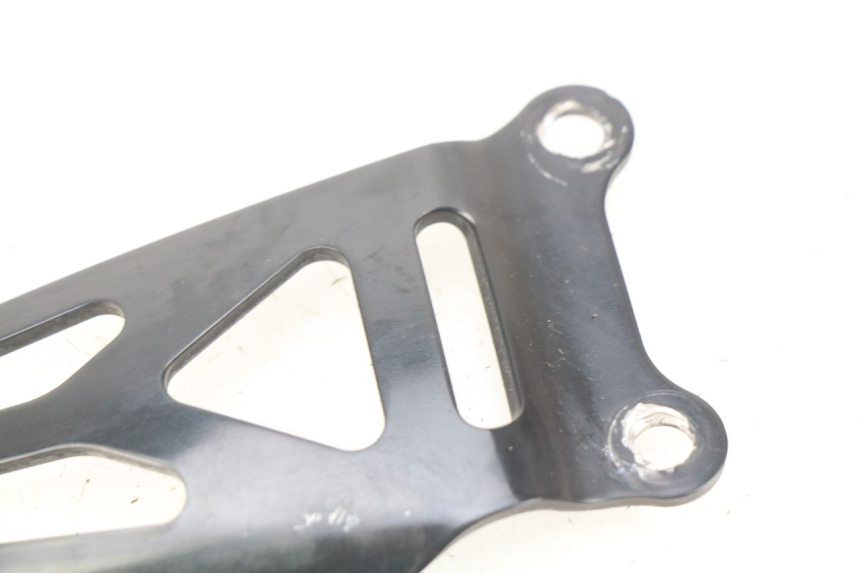 photo de CACHE CHASSIS LATERAL DROIT SUZUKI GSX-R GSXR 750 (2011 - 2016)