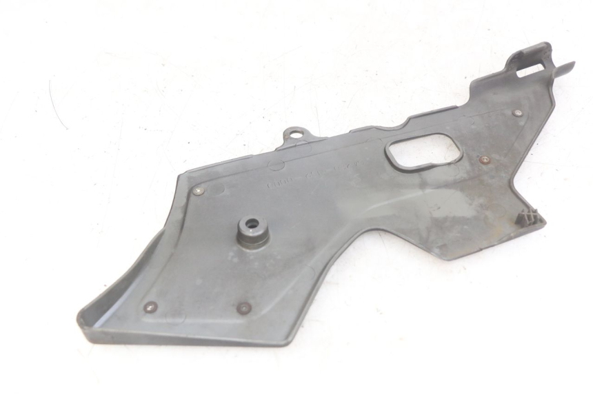 photo de CACHE CHASSIS LATERAL DROIT HONDA CBR F SC25 1000 (1989 - 1992)