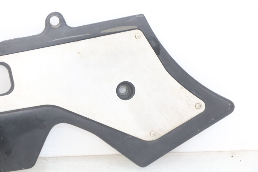 photo de CACHE CHASSIS LATERAL DROIT HONDA CBR F SC25 1000 (1989 - 1992)