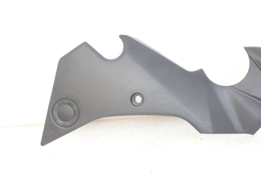 photo de CACHE CHASSIS LATERAL DROIT KAWASAKI ER-6 ER6 N 650 (2012 - 2016)