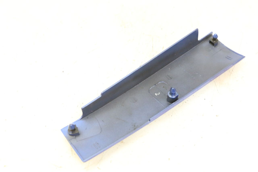 photo de CACHE CHASSIS LATERAL DROIT KAWASAKI GTR 1000 (1994 - 2004)